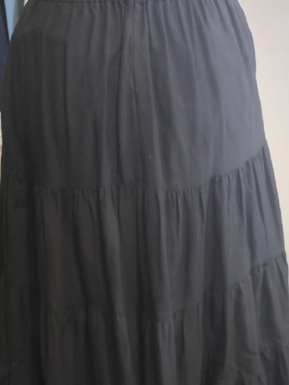 PAIGE Black Tiered Midi Skirt Sleeveless  Scoop neckline Tie waist belt Tie - Picture 4 of 15